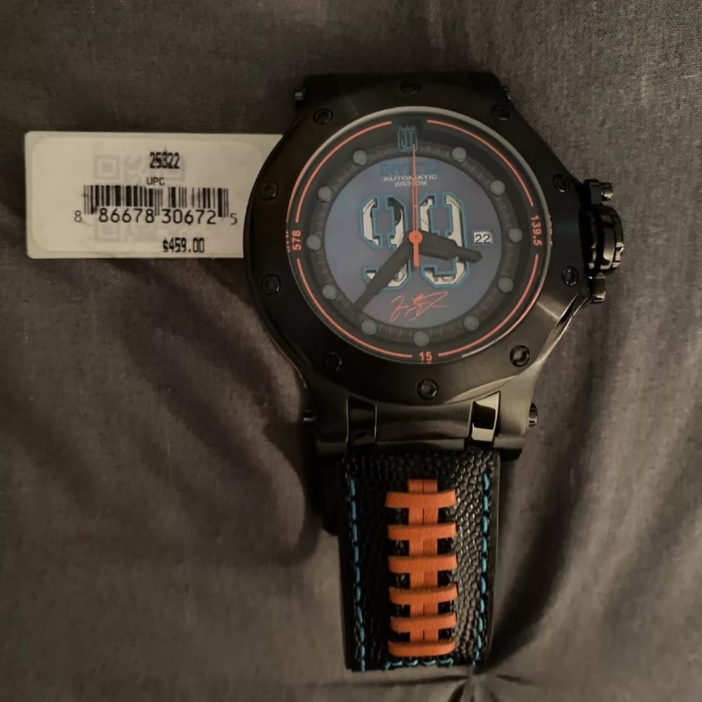 INVICTA JASON TAYLOR HALL OF FAME